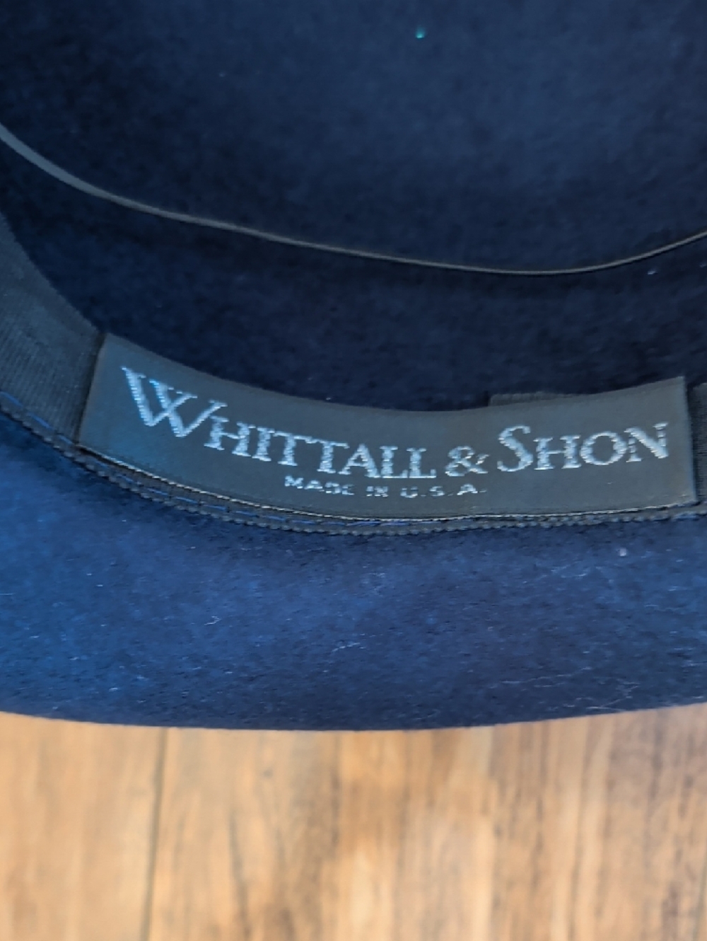 Vintage Whittall & Shon Navy Wool Hat – Wide Brim Satin Trim Rosette | 50s–60s - Picture 7 of 8